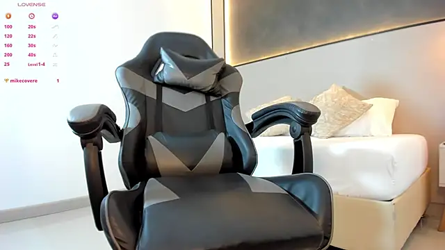 melaniejeannn_'s cam snapshot