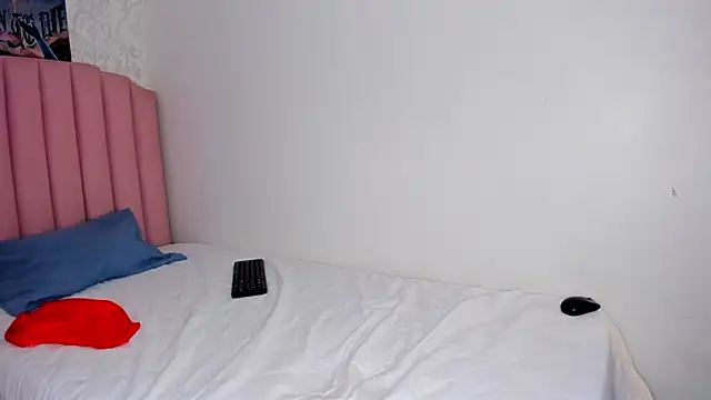 Adria_ross's cam snapshot