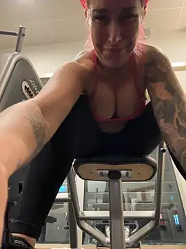 black-flamingo's cam snapshot