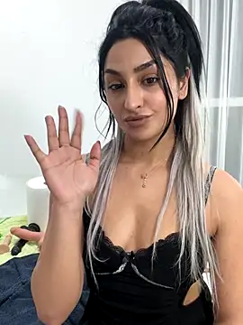 Mia_spicyy's cam snapshot