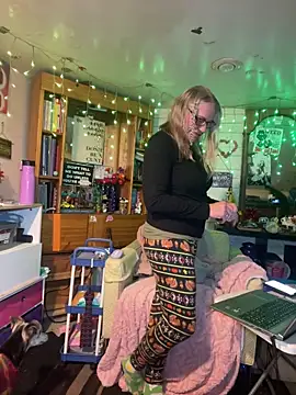 TrenaAnne's cam snapshot