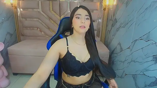 emily_sofia_r's cam snapshot