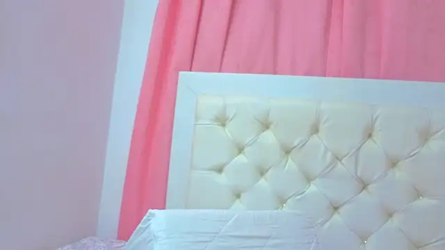 alicee_foox's cam snapshot