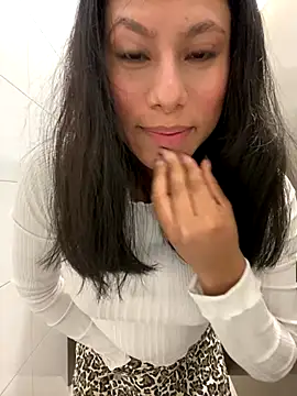 Katherinm live sex cam