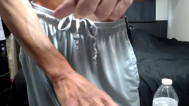 ThickD2C live sex cam