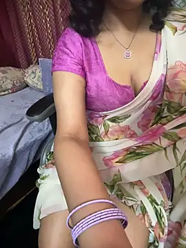 LuscousPussy live sex cam