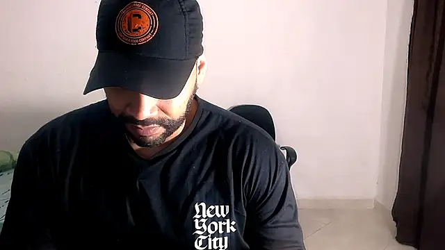 musclehetero's cam snapshot