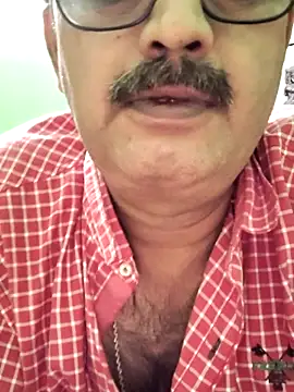 hairyguylove's cam snapshot