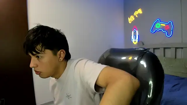 StiwenTwink live sex cam