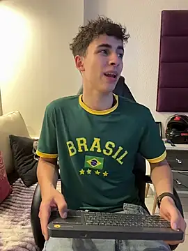 AdrianRinaldi live sex cam