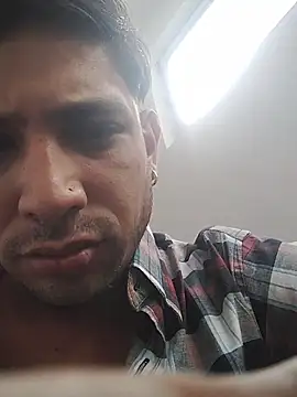 ashtoncooperr live sex cam