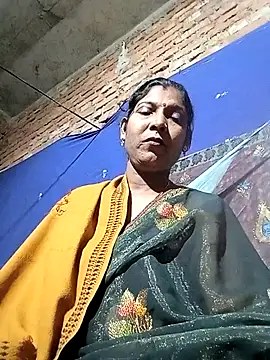 Savita992 live sex cam