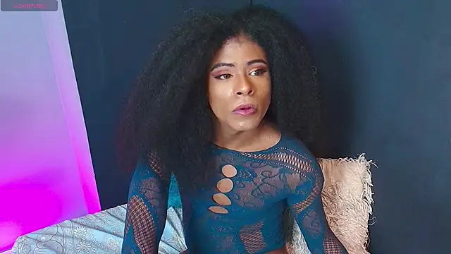 NaomiQueents live sex cam