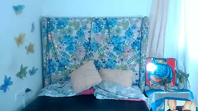 Sweeetnaughty live sex cam