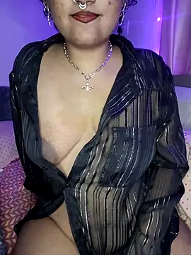 Curvy_Navya live sex cam