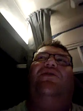 Tataurs live sex cam