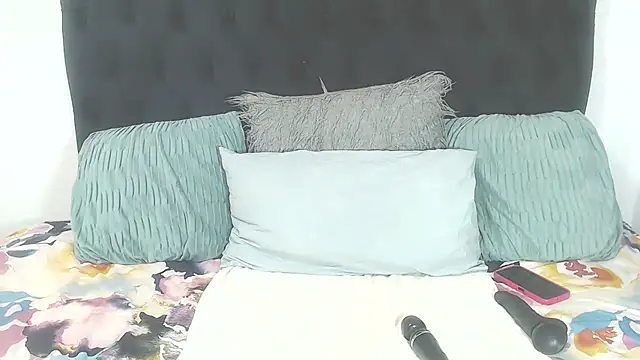 BootyClitQueen live sex cam