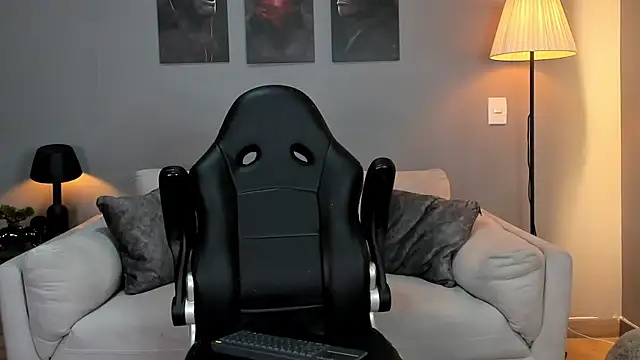 ApoloMakris live sex cam