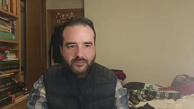 curiosillo83 live sex cam