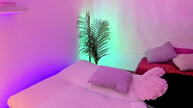Gloomydoll live sex cam
