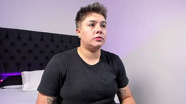 IanGilbert live sex cam