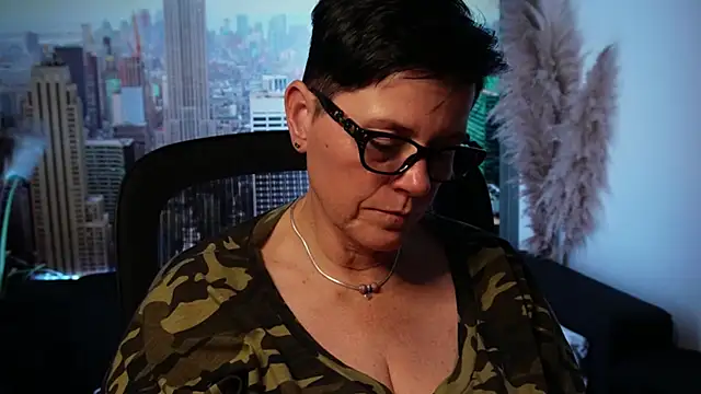 ninarandmann live sex cam