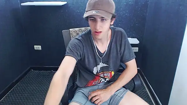 Kerverr_ live sex cam