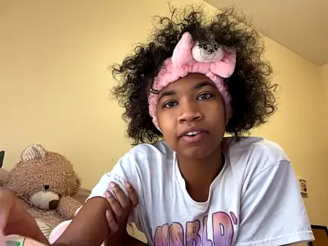 luvrgrllani live sex cam