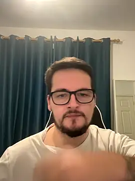 Tattooedman2 live sex cam