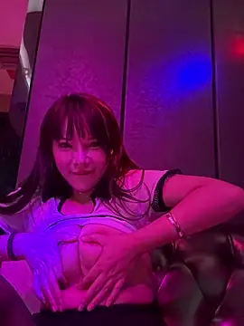 bingmeiren_missy live sex cam