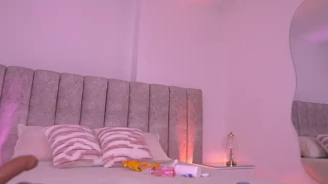 sam_lewins live sex cam