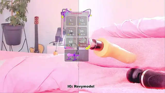 revy_blacck live sex cam