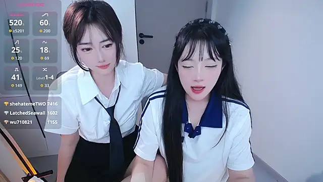 Follyise live sex cam