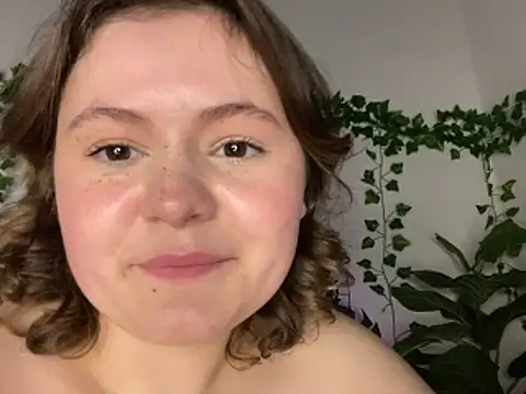 MoonIvy_ live sex cam