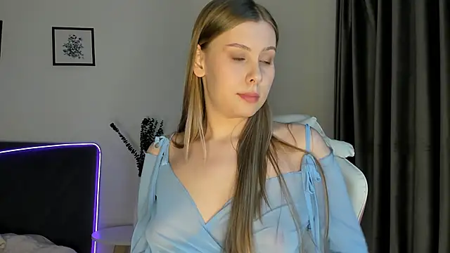 elliediaz live sex cam