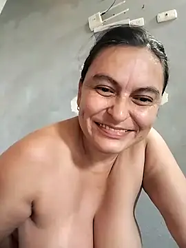 Horny-Mommy-Dirty live sex cam