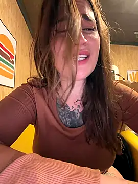 TattooGirlAlia live sex cam