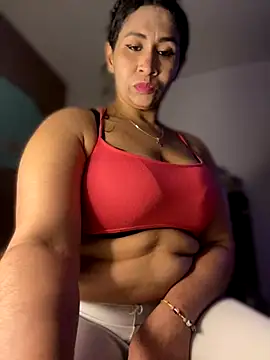 Carola-Ross live sex cam