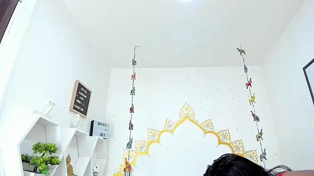 LadyNahir live sex cam