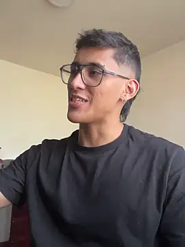 SalvadorFit live sex cam