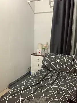 AngelHille live sex cam