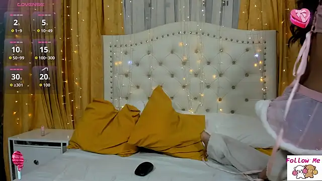 zuri_lux live sex cam