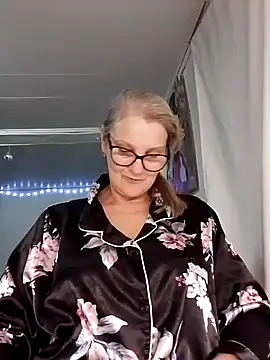 irinamaux live sex cam