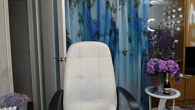 Mika_Passion live sex cam