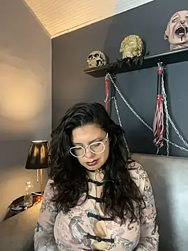 _DanyDaniels_'s cam snapshot