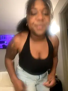 XxMidnightEssencexX's web cam