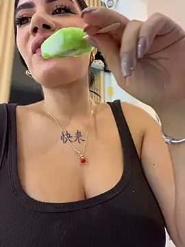 clarachanelricek live sex cam