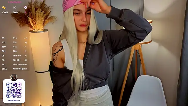 AdameShoyer's cam snapshot