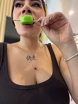 clarachanelricek live sex cam