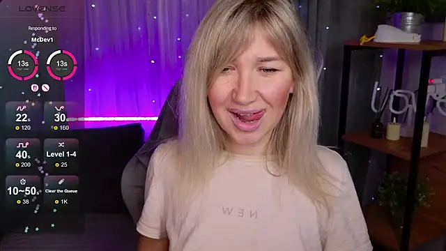 MilaBott's cam snapshot